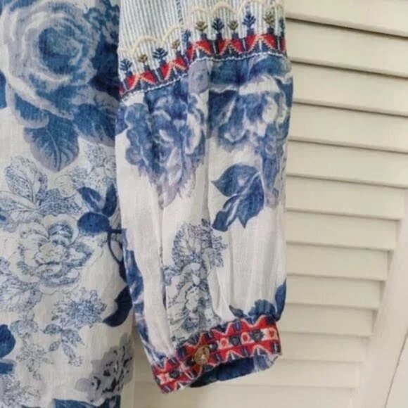 Johnny Was Effortless Peasant Blouse. - Picture 5 of 8